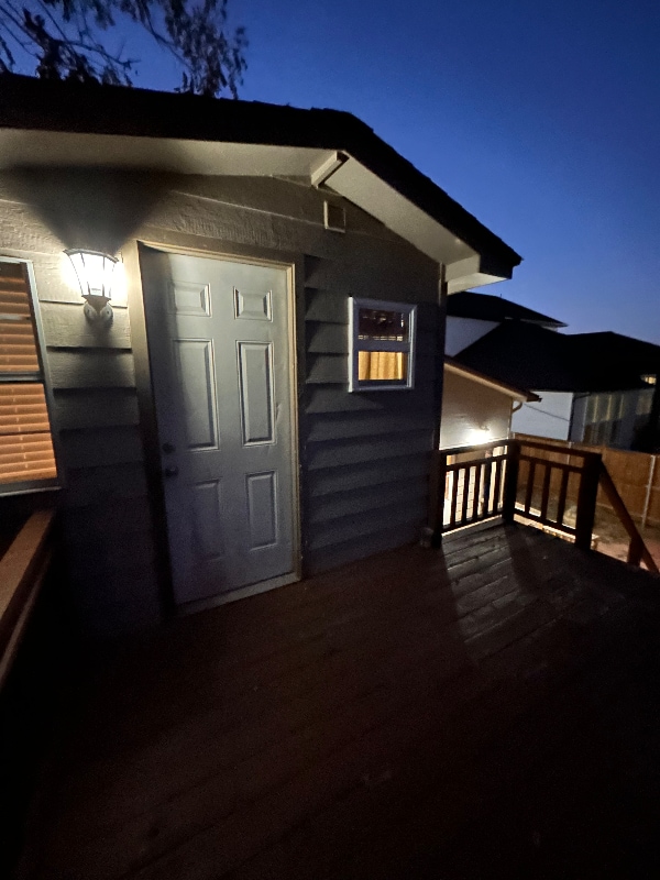 Photo - 1388 Hartsdale Dr House