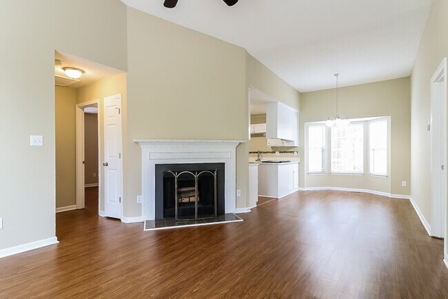 Building Photo - 504 Heathwick Dr