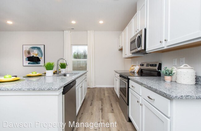 Foto del edificio - 3 br, 2.5 bath House - 3714 Small Ave