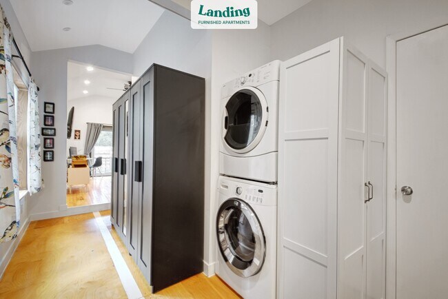 Building Photo - 1143 Berger St