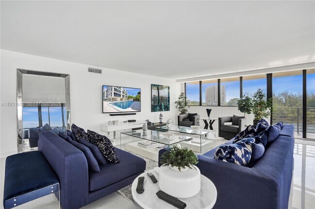 Foto del edificio - 900 NE Spanish River Blvd