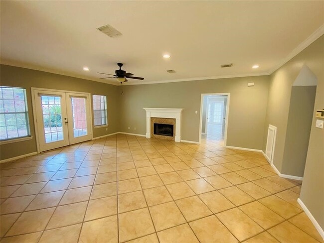 Building Photo - 71 Wick Willow Dr