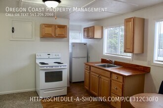 Building Photo - 20 Graham Ave