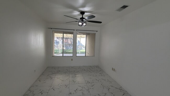 Building Photo - 5310 Summer Cypress Dr