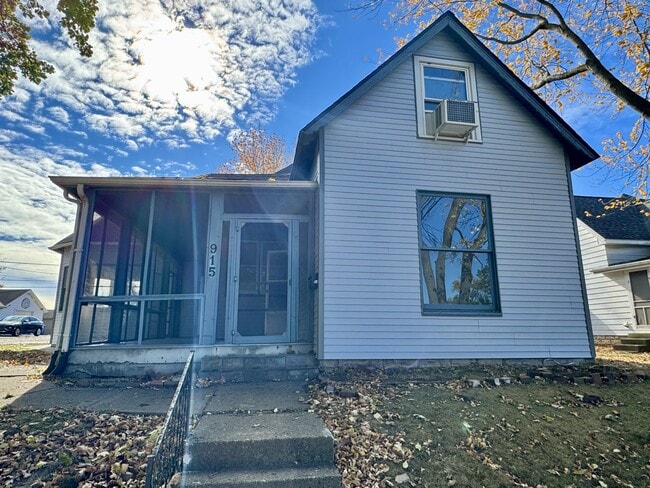 Foto del edificio - 915 W Taylor St