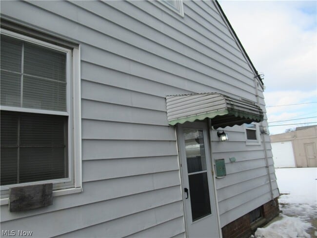 Foto del edificio - 13510 Sherry Ave