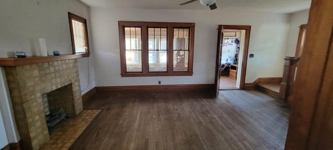 Building Photo - 1301 13th St