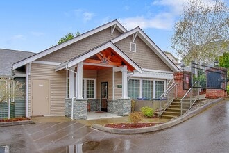 Building Photo - Norpoint Village - 55+ Community