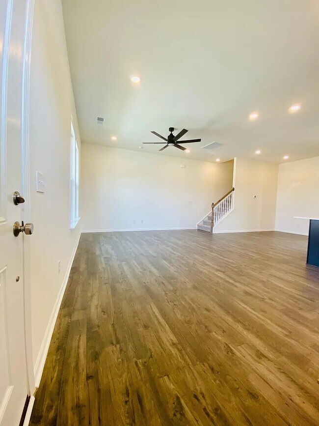 Foto del edificio - 9241 Harwen Ln