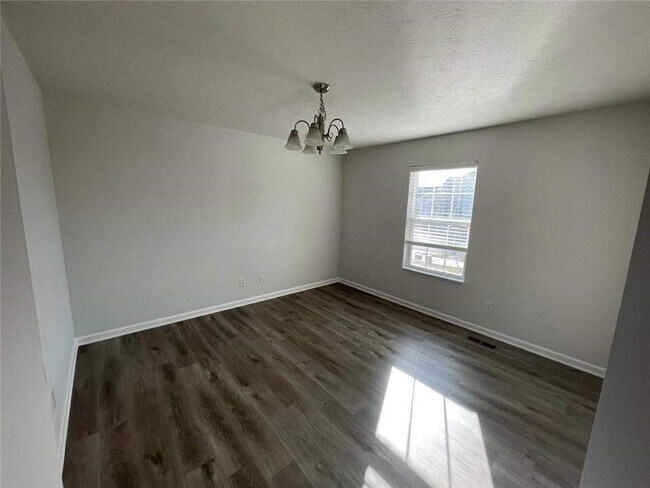 Foto del edificio - 17329 Retford Dr