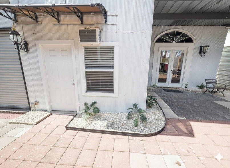 Photo - 9954 Genard Road Unit