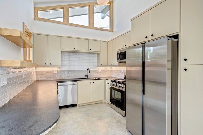 Foto del edificio - 907 Kern St