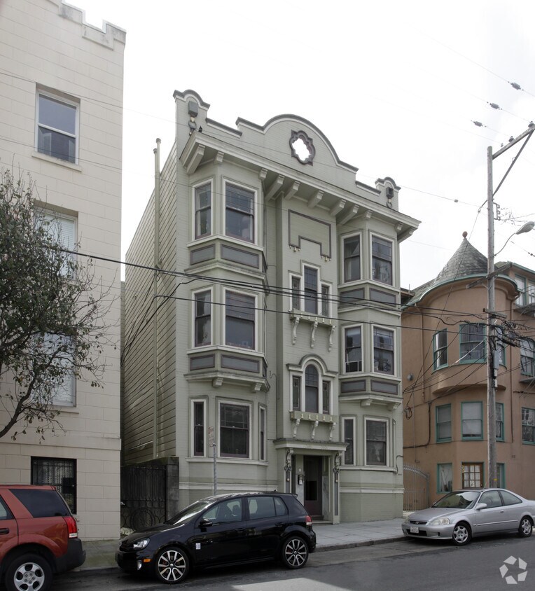 Building Photo - 349-353 29th St