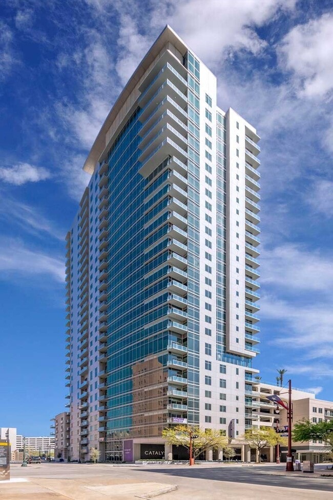 Building Photo - 1475 Texas St