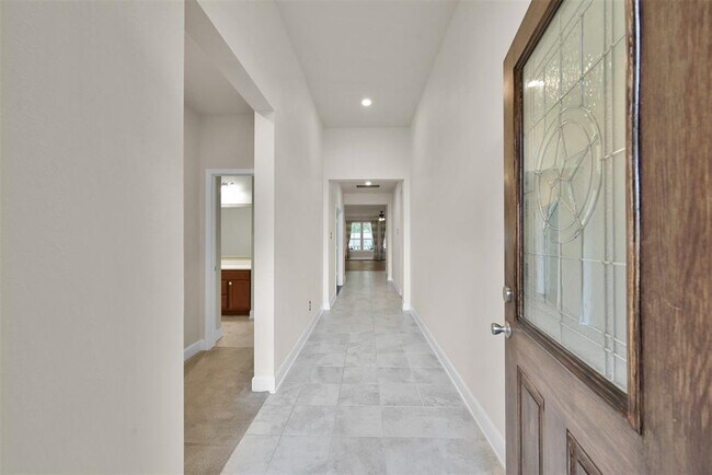 Foto del edificio - 3929 Eagle Nest Lake Ln