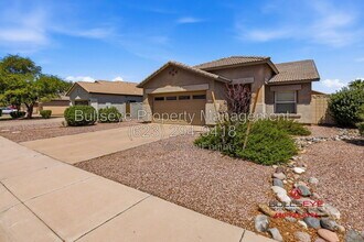 Building Photo - 3736 E Woodside Way