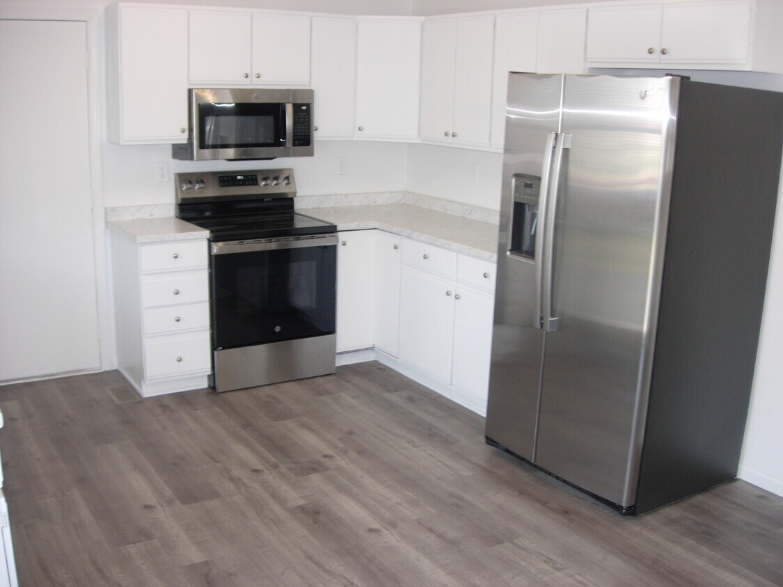 Foto principal - 150 Hillshafer Dr