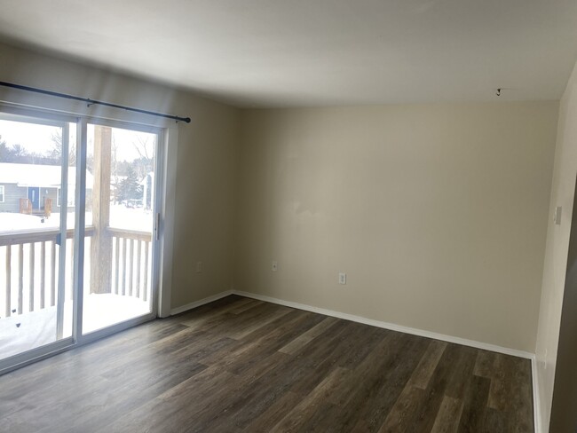Building Photo - 125 Chippewa Dr