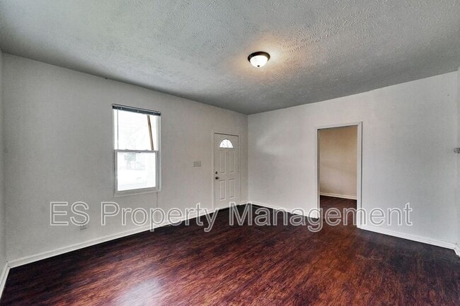 Building Photo - 2623 Indianapolis Ave