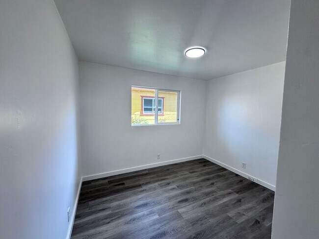 Foto del edificio - 1765 Auburn Wy