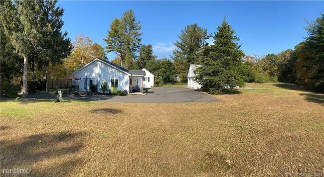 Building Photo - 2 br, 1 bath House - 16 Little Brook Lane A