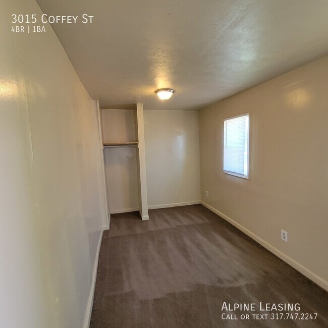 Building Photo - Southwest Indy 4BR House - Large Storage S...