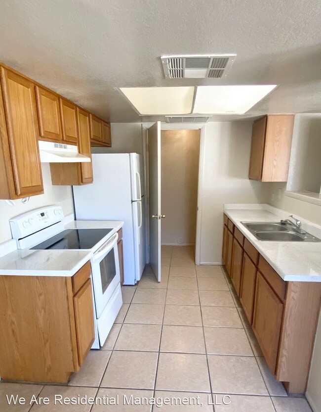 Foto del edificio - 2 br, 1.5 bath House - 4003 S. 44th St.