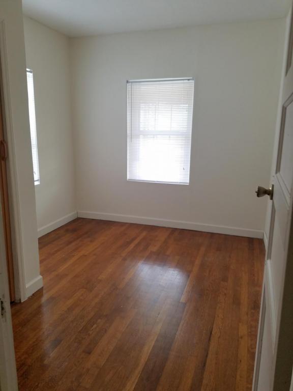 Building Photo - 210 Edgewood Drive