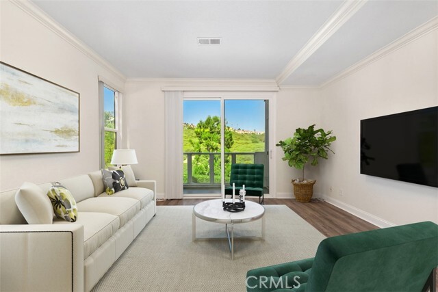 Building Photo - 30902 Club House Dr