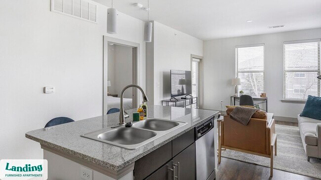 Foto del edificio - 4100 Northern Cross Blvd