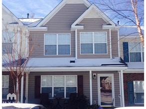 Building Photo - 312 Malamute Ln