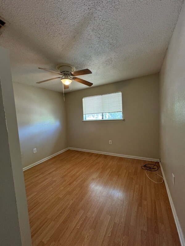Primary Photo - 1714 Cedar Lake Dr