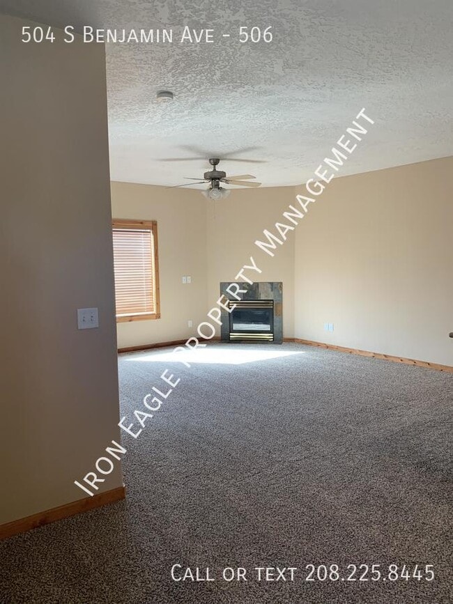 Foto del edificio - 504 S Benjamin Ave