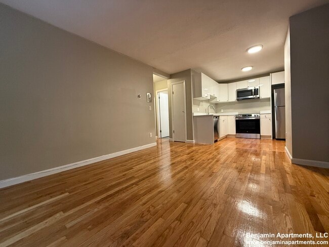 Foto del edificio - 232 Parker Hill Ave