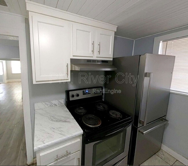 Photo - 1331 W 25th St House