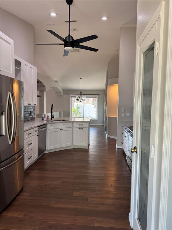 Foto del edificio - 6616 Watson Rd