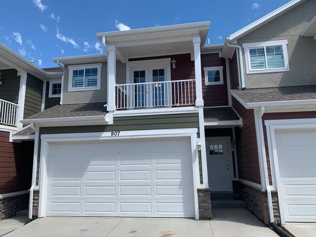 Foto del edificio - Beautiful 3 Bed, 2 Bath Townhome in Layton