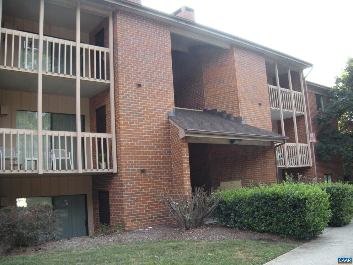 125 Turtle Creek Rd Unit 6, Charlottesville, VA 22901 Condo for Rent