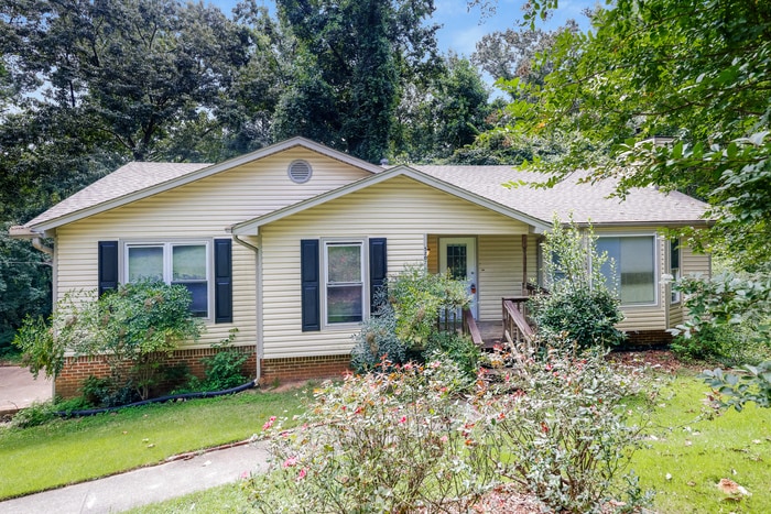 Primary Photo - 5207 Broken Bow Ln