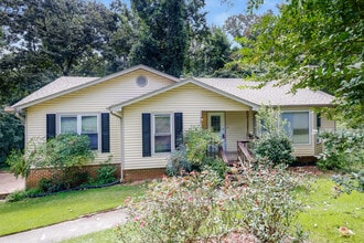 Building Photo - 5207 Broken Bow Ln