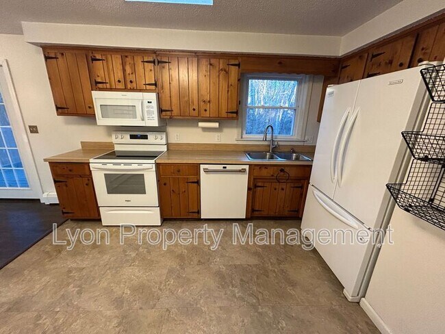 Foto del edificio - 46 Inchcliffe Dr