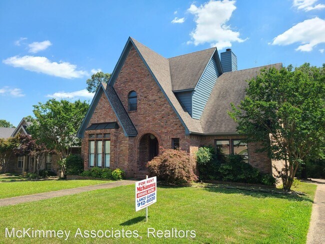 Building Photo - 4 br, 2.5 bath House - 1308 North Point Lane