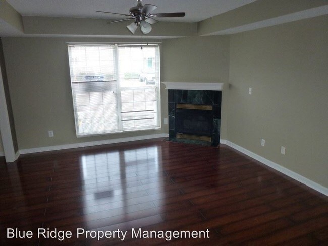 Foto del edificio - 2 br, 2.5 bath House - 100 Waterford Court