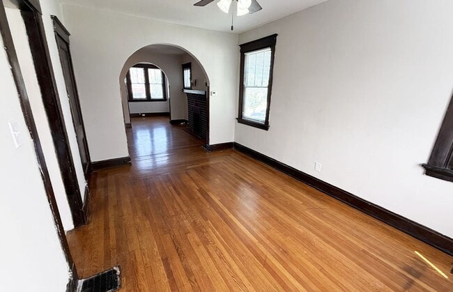 Foto del edificio - 2904 Jefferson Ave