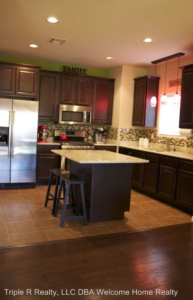 Foto del edificio - 4 br, 2.5 bath House - 292 Burnage Lane