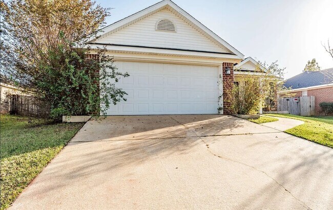 Foto del edificio - 8361 Jeptha Ct