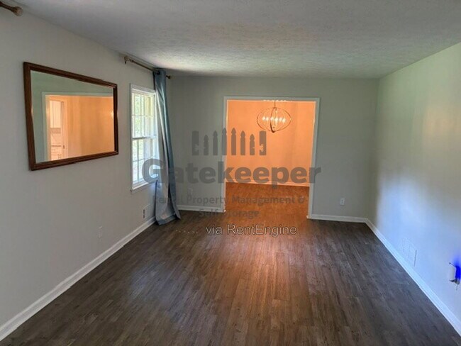 Foto del edificio - 120 Riley Ct