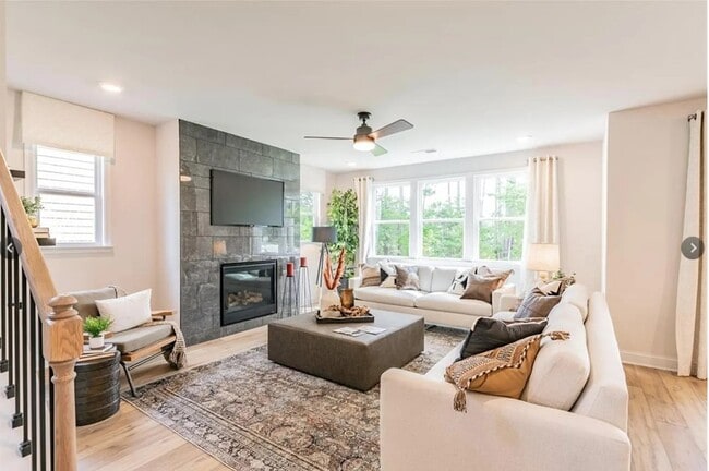 Photo - 3909 Arrowfeather Ct (Buford, GA) House