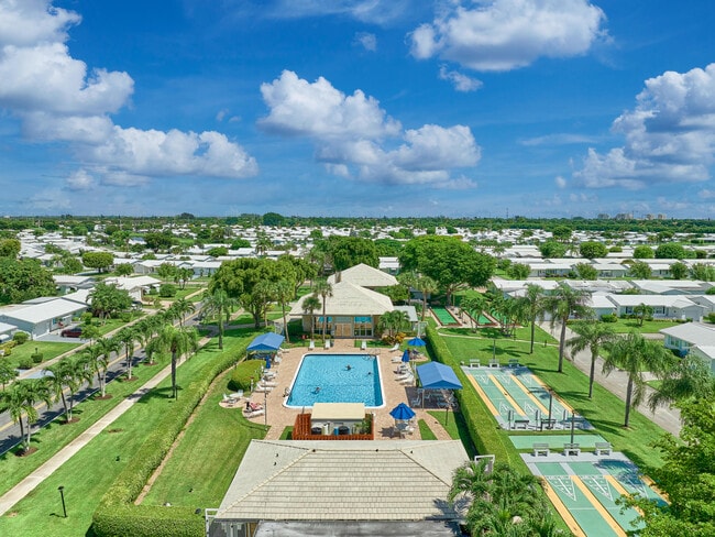Foto del edificio - 520 SW 18th St