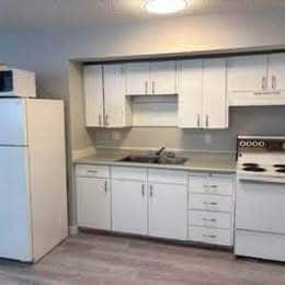 Primary Photo - 5203-352 52 St